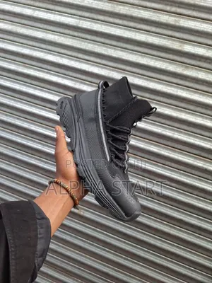  New Arrival  
 Moncler Boots Sneaker 
 Made in Vietnam