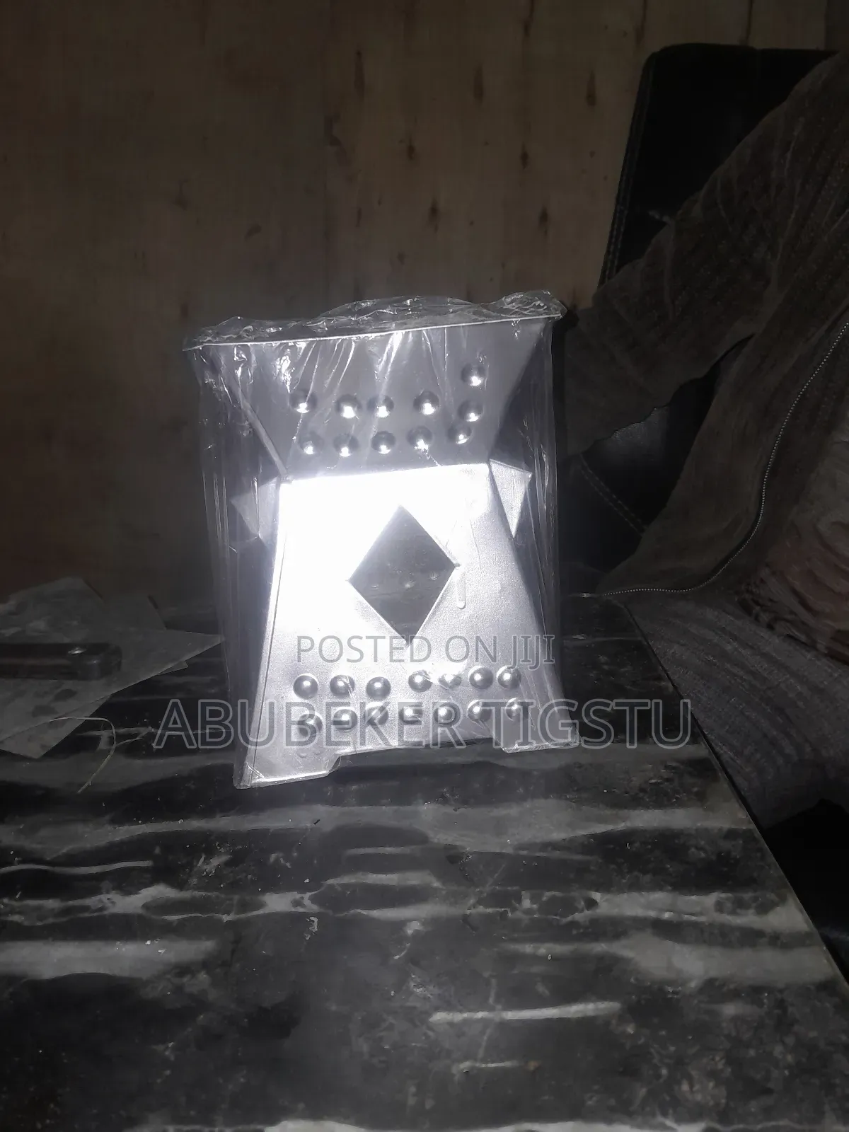 ቅልጥፍ ያለ የከሠል ምድጃ