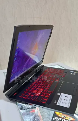 New Laptop HP Omen X 8GB Intel Core I7 SSD 1.5T