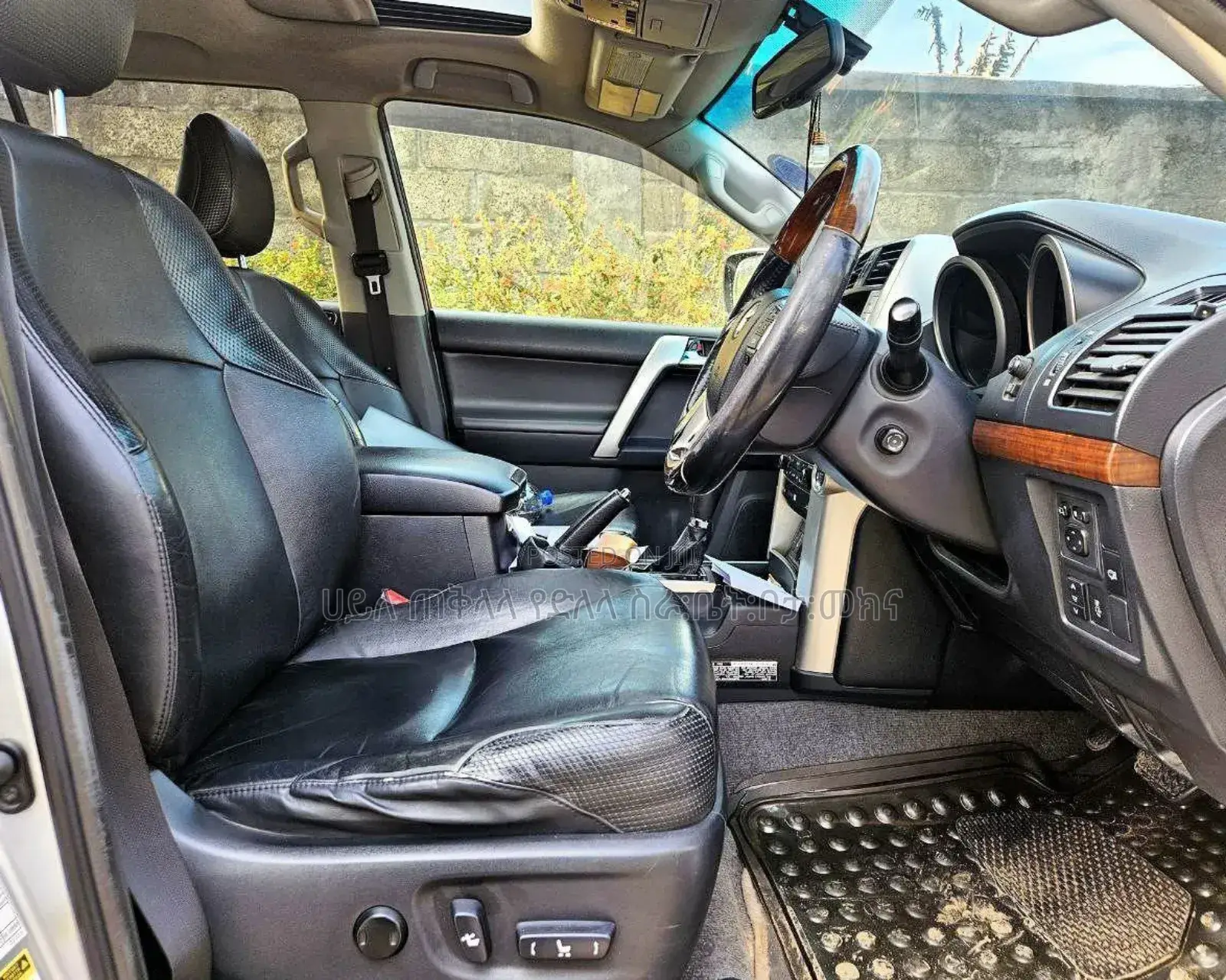 Toyota Land Cruiser Prado 2011 Silver