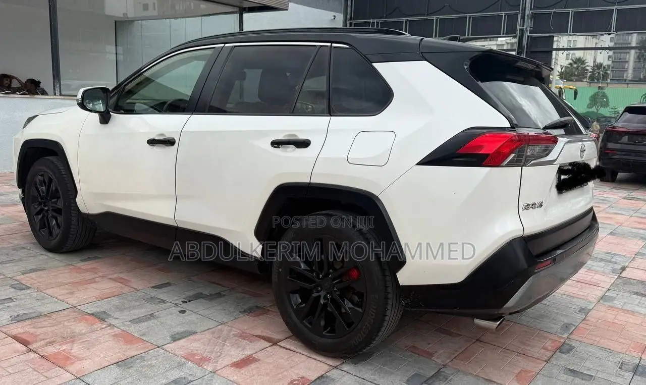 Toyota RAV4 2020 White