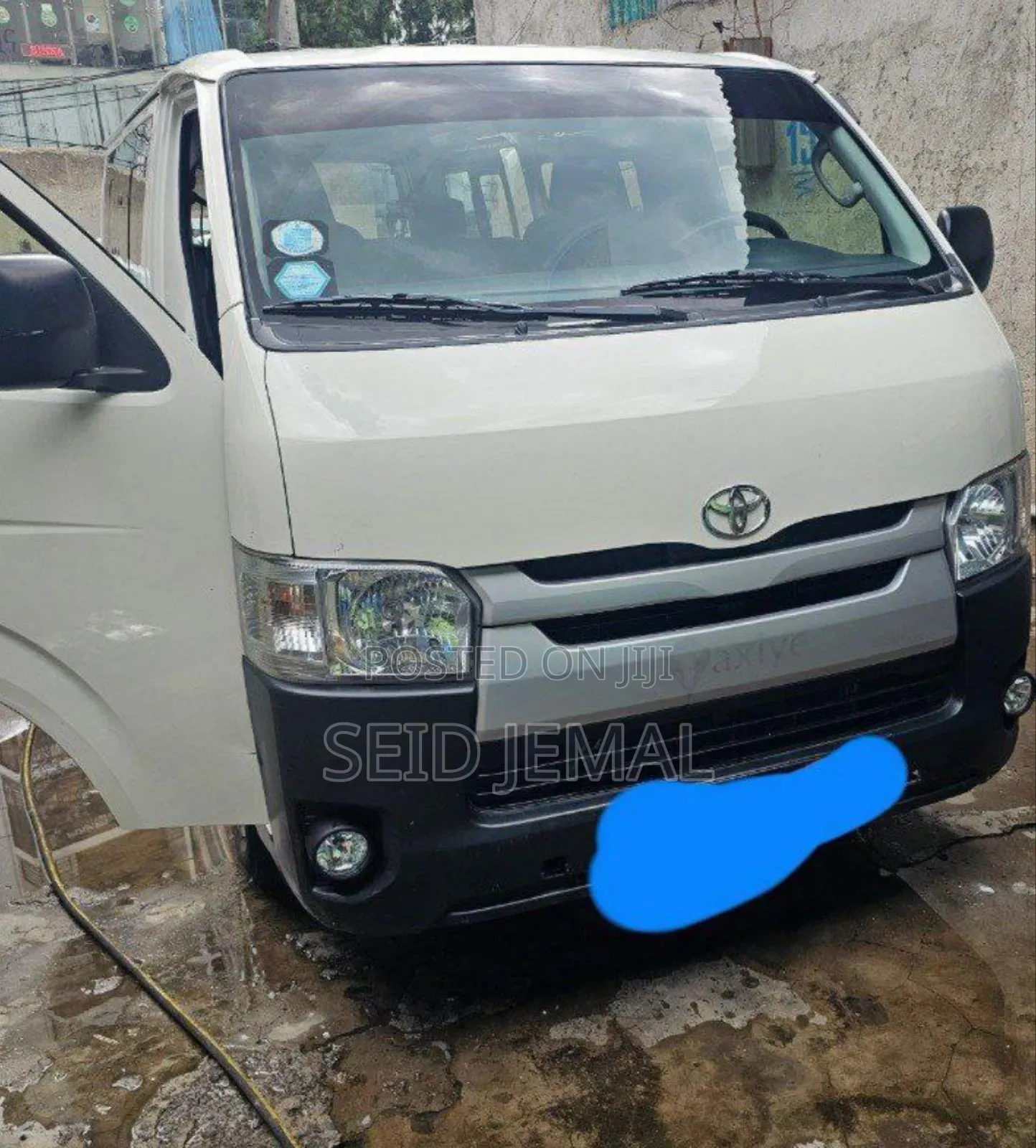 Toyota HiAce 2020 White