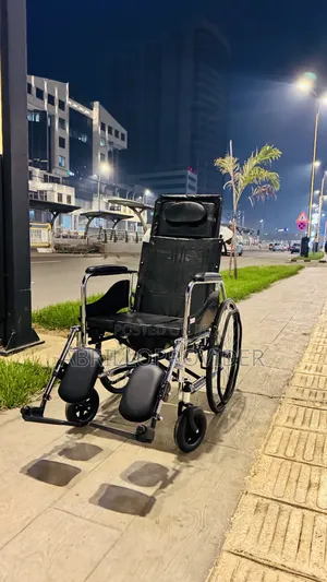 Photo - Toilet Wheelchair田wheelchair手wheelchair 山wheelchair手wheelchair田wheelch