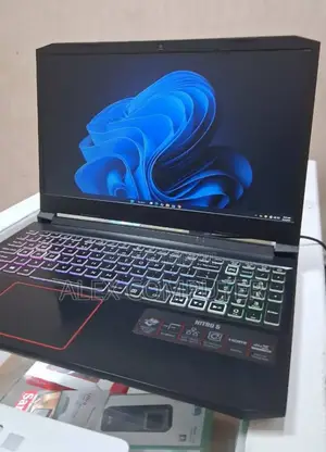 New Laptop Acer Nitro 5 12GB Intel Core I5 SSD 512GB
