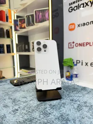 Photo - New Apple iPhone 16 Pro 256 GB Silver