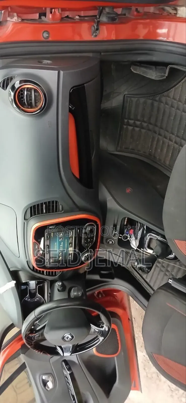 Renault Captur 2013 Orange