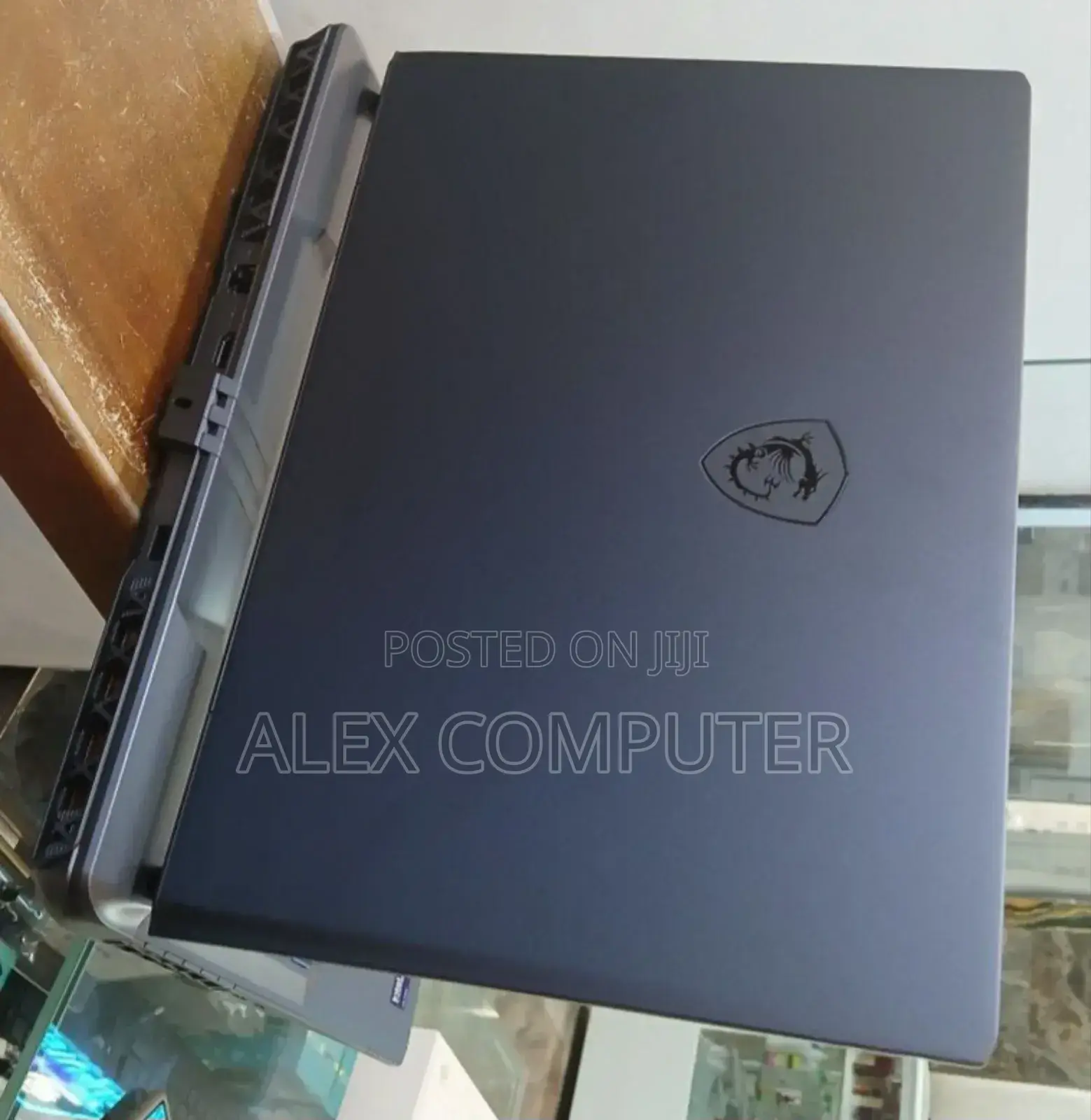 New Laptop MSI Vector 16 HX AI A2XWIG 16GB Intel Core Ultra 7 SSD 1T