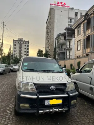 Photo - Toyota HiAce 2010 White