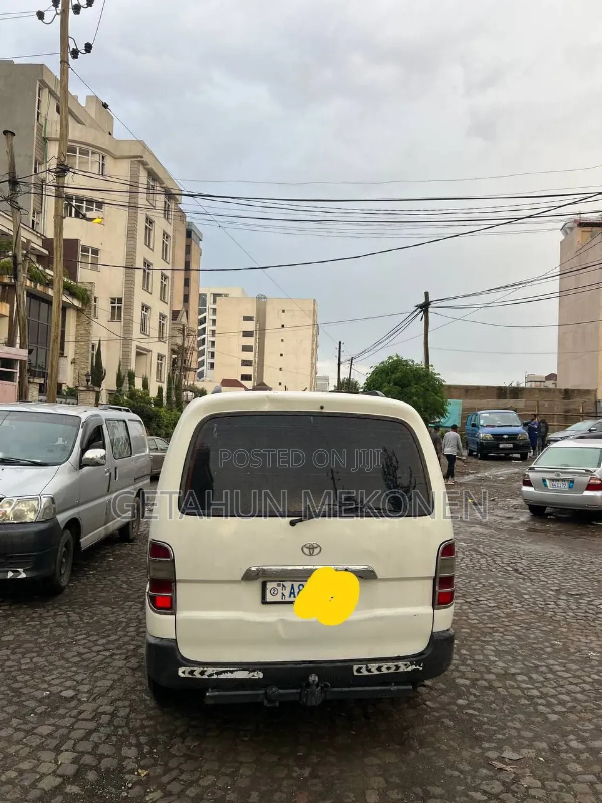 Toyota HiAce 2010 White