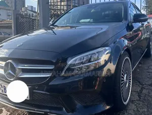 Mercedes-Benz C180 2021 Black