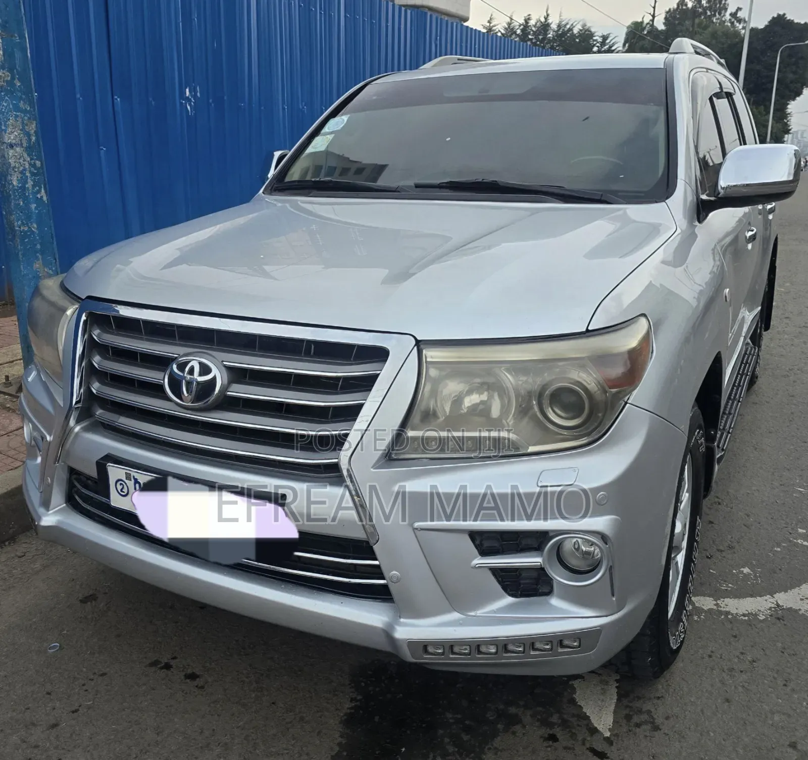 Toyota Land Cruiser 2011 Silver