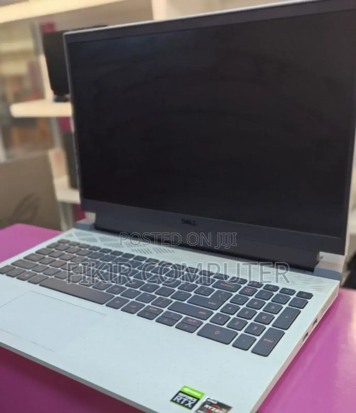 New Laptop Dell G15 5511 16GB AMD Ryzen 7 SSD 512GB