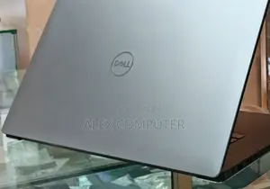 New Laptop Dell Precision 5540 16GB Intel Core I7 SSD 512GB