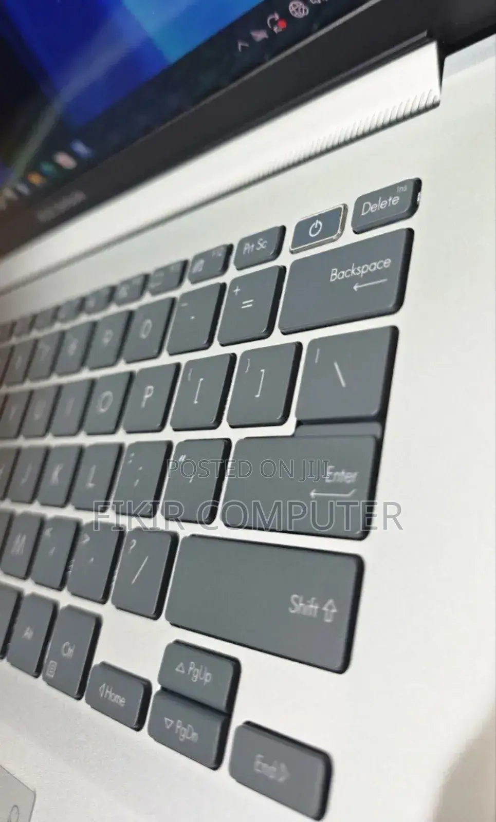 New Laptop Asus ZenBook UX430UQ 16GB Intel Core I7 SSD 512GB