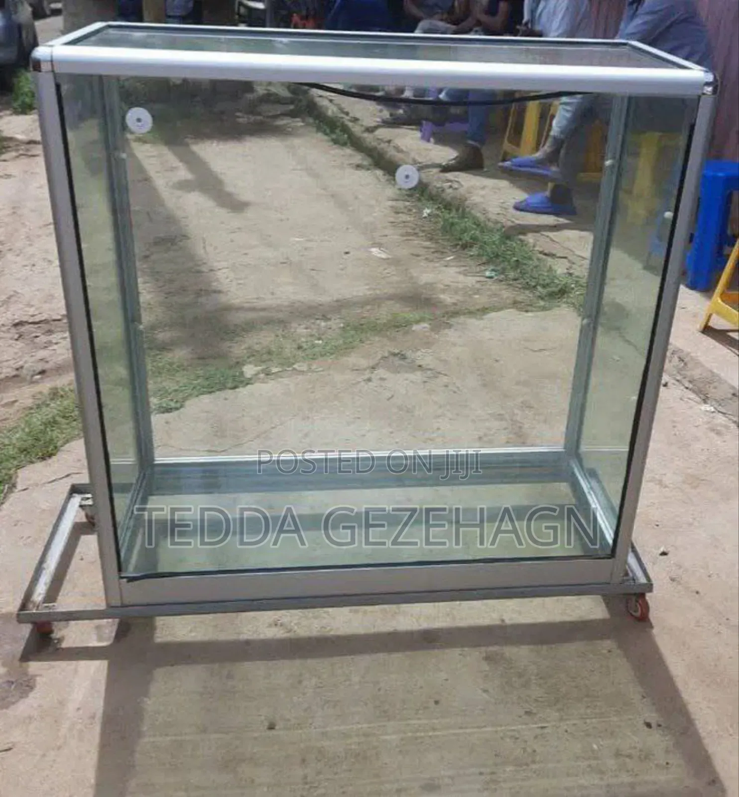 Displa ዲስፕለይ