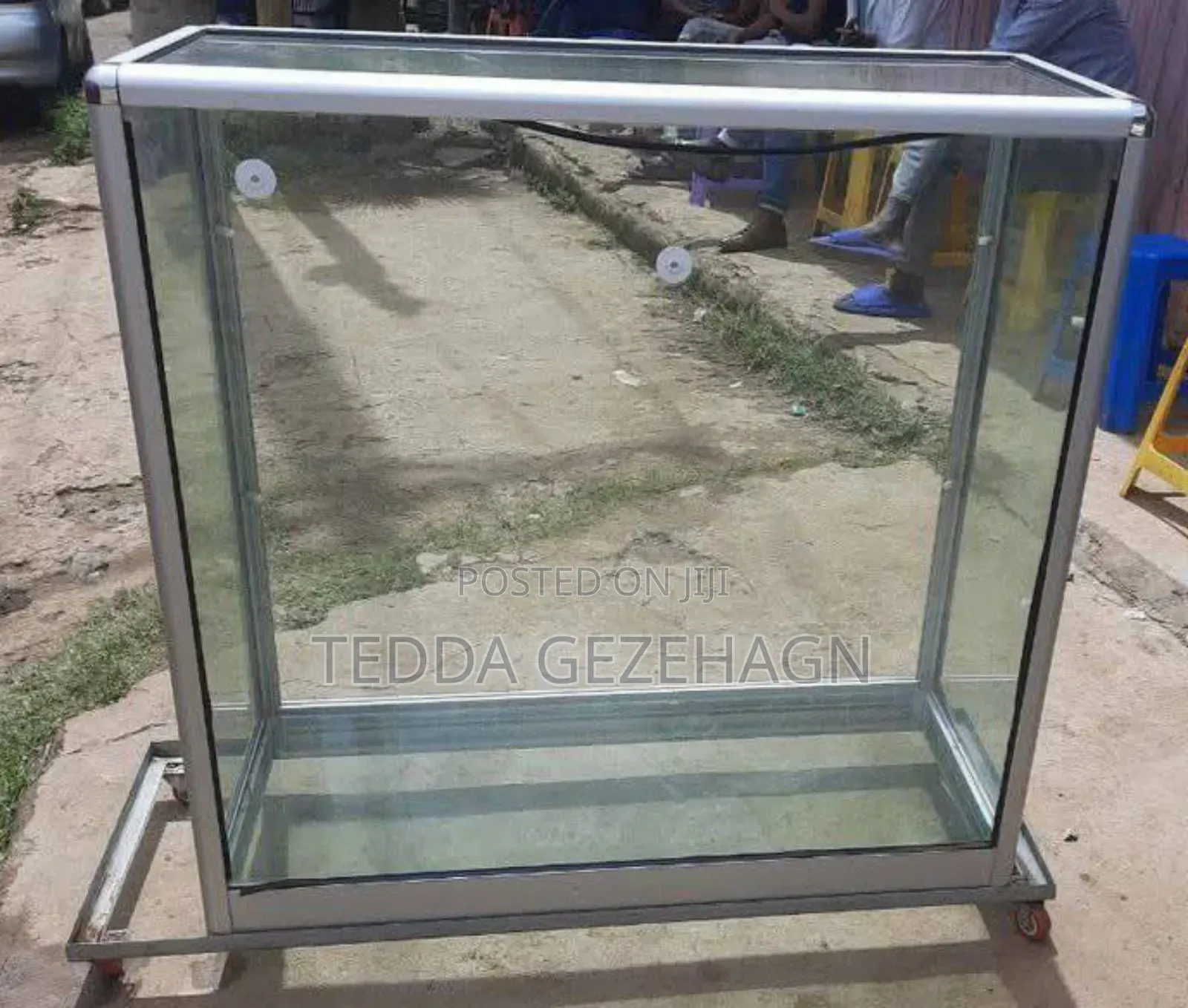 Displa ዲስፕለይ