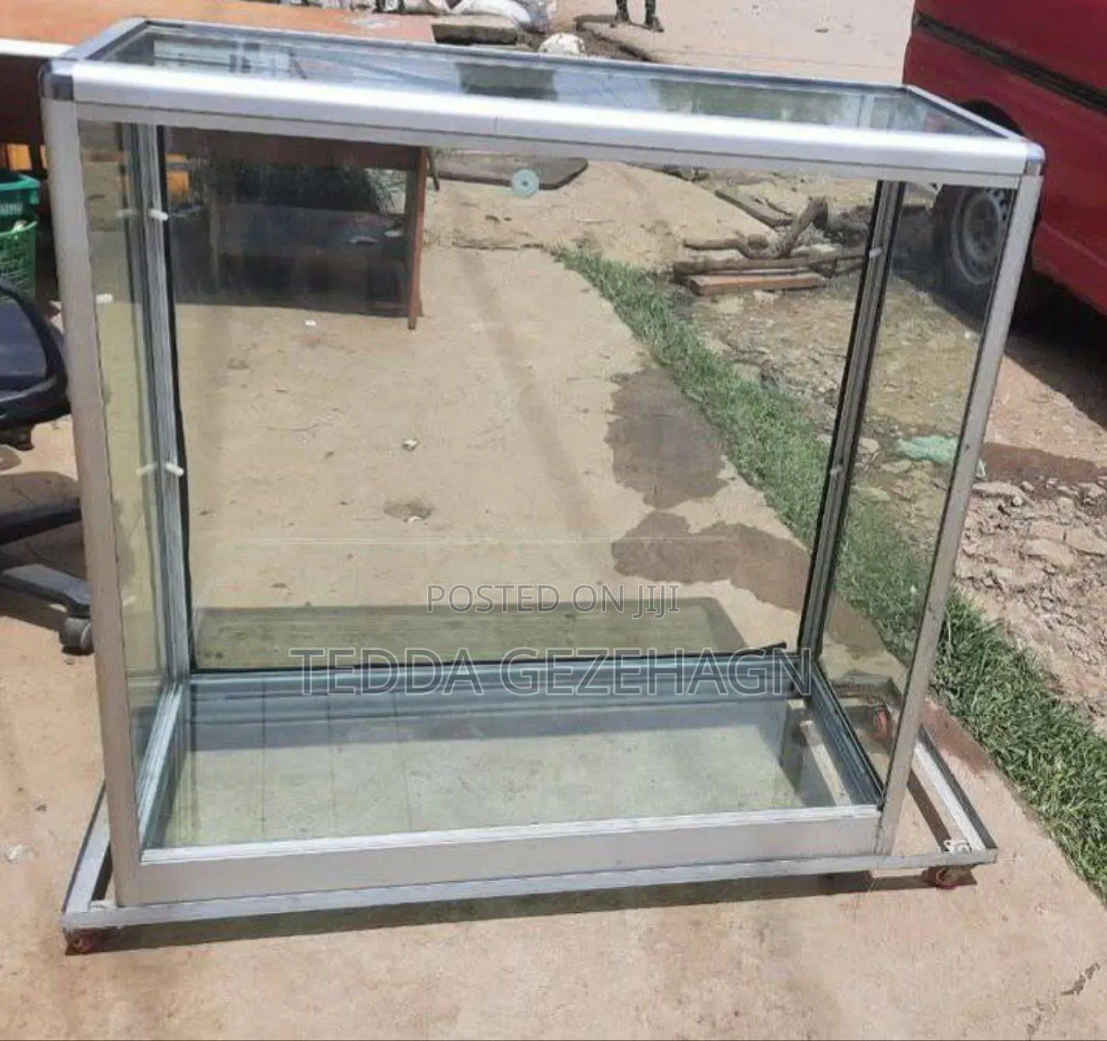 Displa ዲስፕለይ