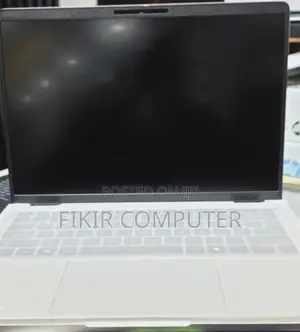 New Laptop Dell Alienware 17 32GB AMD Ryzen 7 SSD 512GB