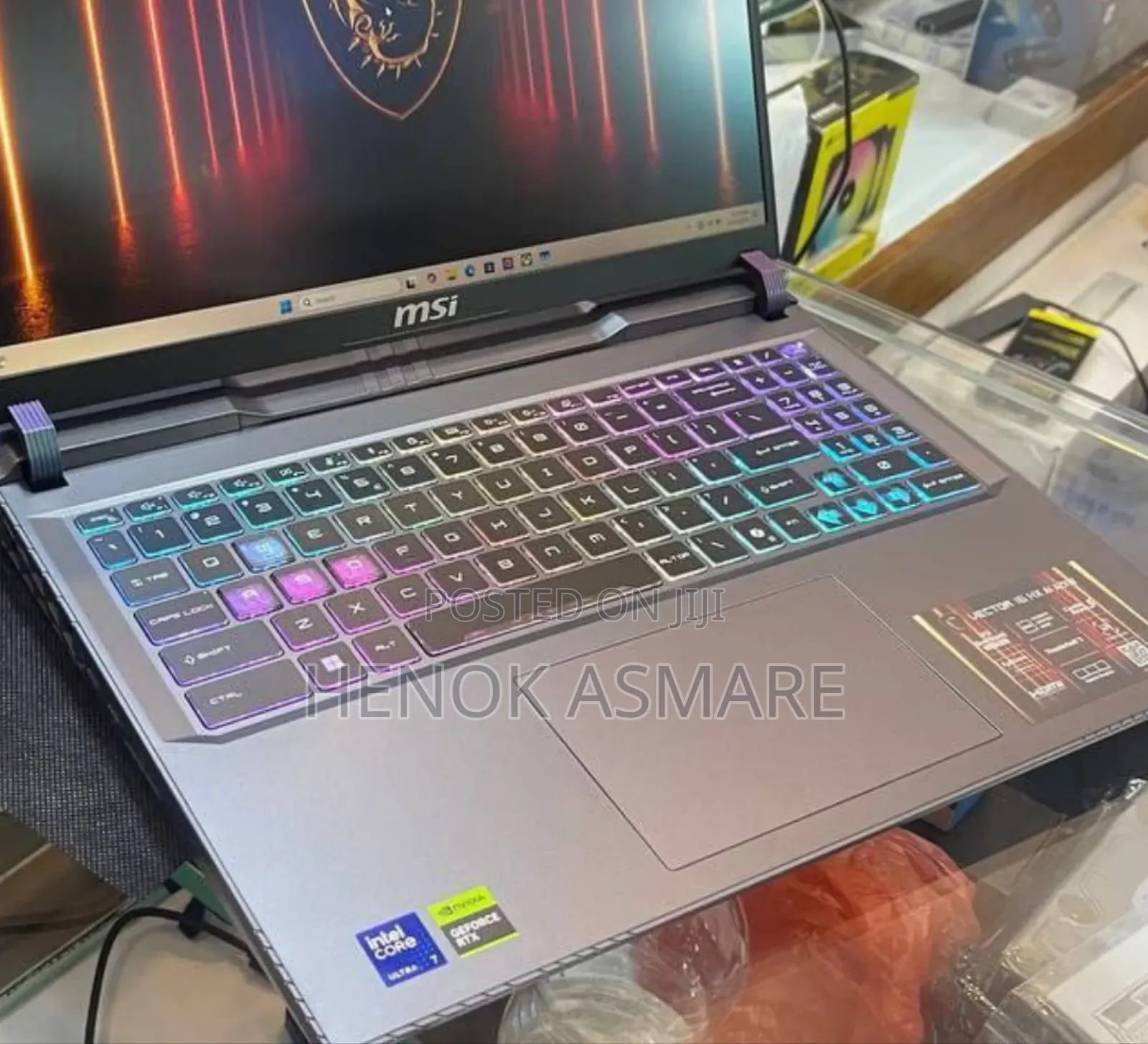 New Laptop MSI 16GB Intel Core Ultra 7 SSD 1T