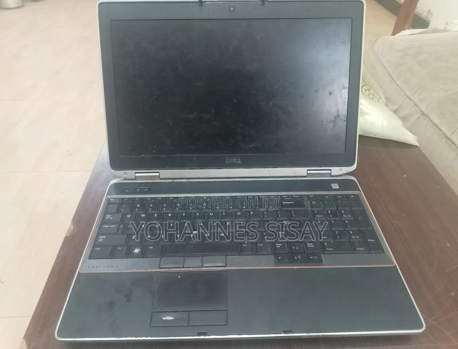 Laptop Dell Latitude 5310 4GB Intel Core I7 HDD 500GB