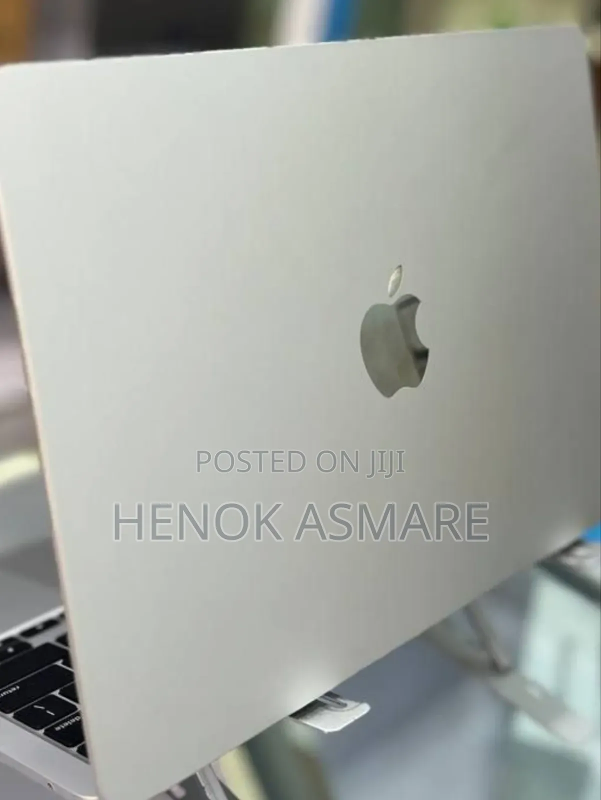 New Laptop Apple MacBook 16GB Apple M4 SSD 256GB