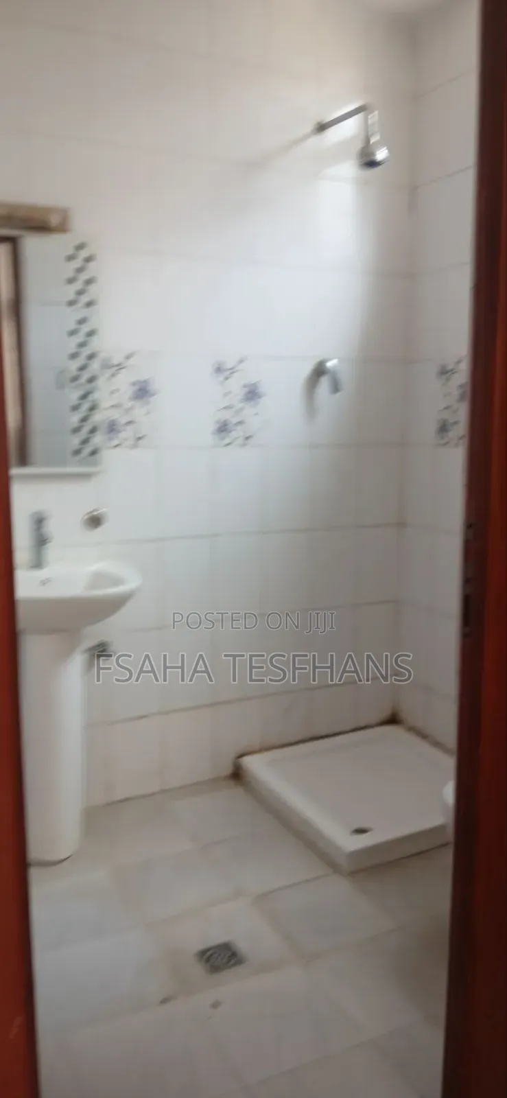 5bdrm House in G+2, Bole for rent