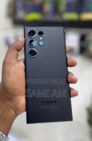 Photo - Samsung Galaxy S23 Ultra 512 GB Black