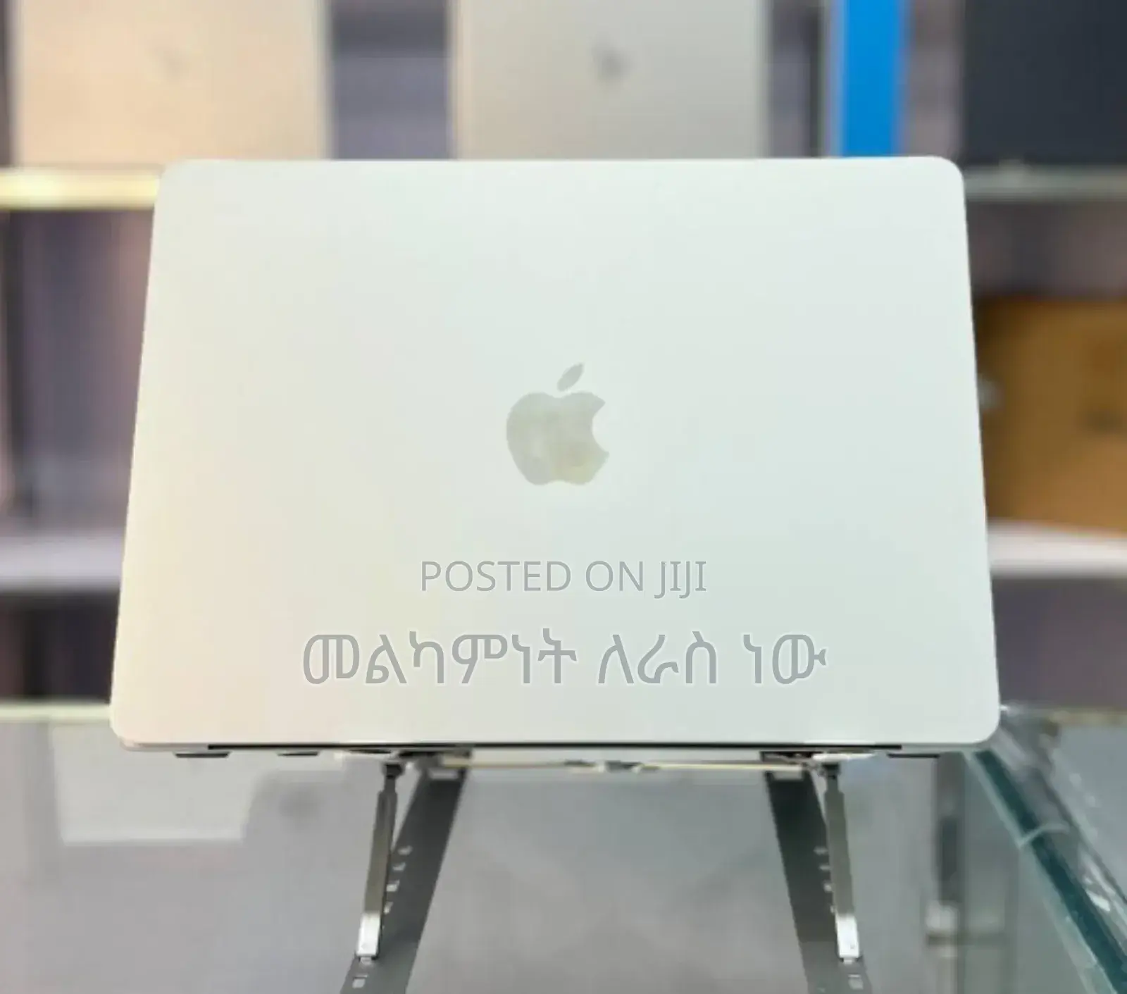 New Laptop Apple MacBook Air 2025 M4 13-Inch 16GB Apple M4 SSD 256GB