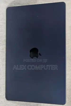 New Laptop Apple MacBook Air 2023 M2 8GB Apple M2 SSD 512GB