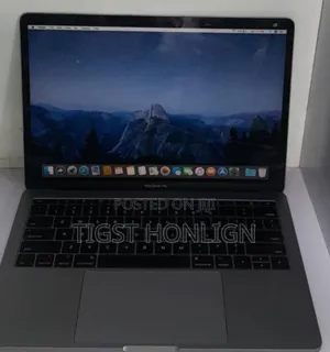 Laptop Apple MacBook Pro 2017 8GB Intel Core I5 SSD 128GB