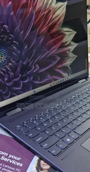 New Laptop Lenovo ThinkPad Yoga 16GB Intel Core I7 SSD 1T