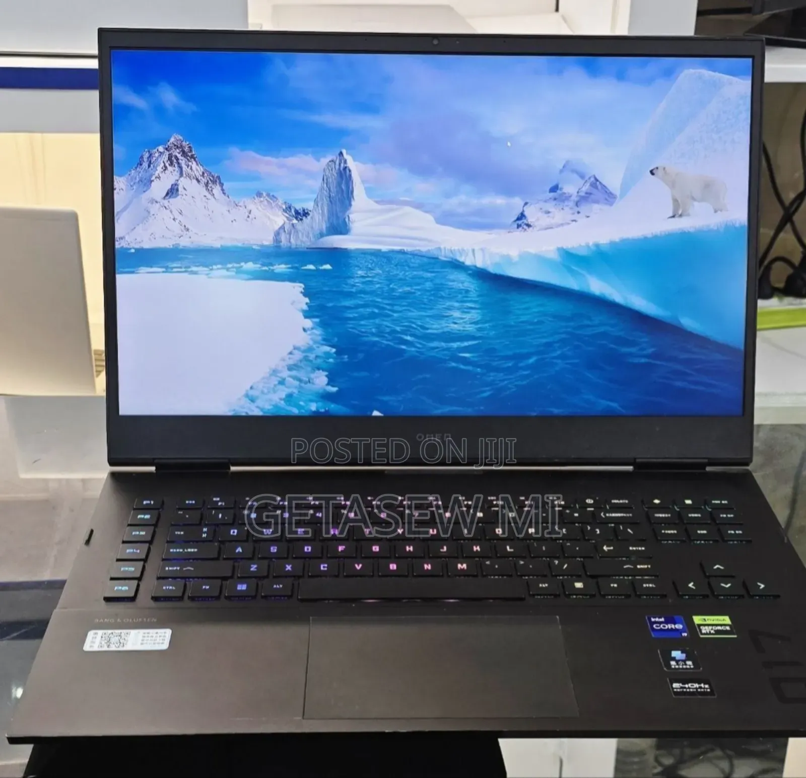 New Laptop HP Omen 17 16GB Intel Core I9 SSD 1T