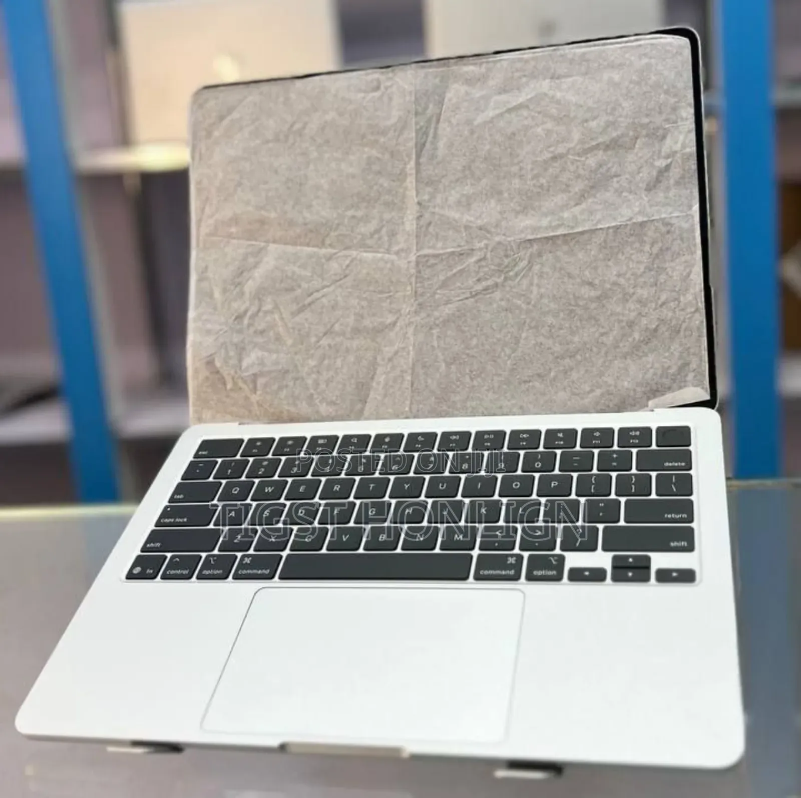 New Laptop Apple MacBook Air 16GB Apple M4 SSD 256GB