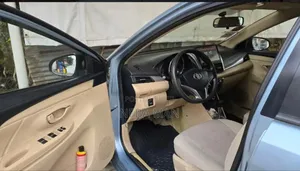 Toyota Yaris 2015 Blue