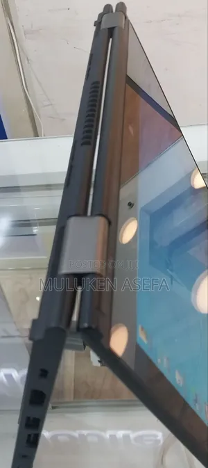 New Laptop Lenovo Yoga 2 8GB Intel Core I5 SSD 256GB