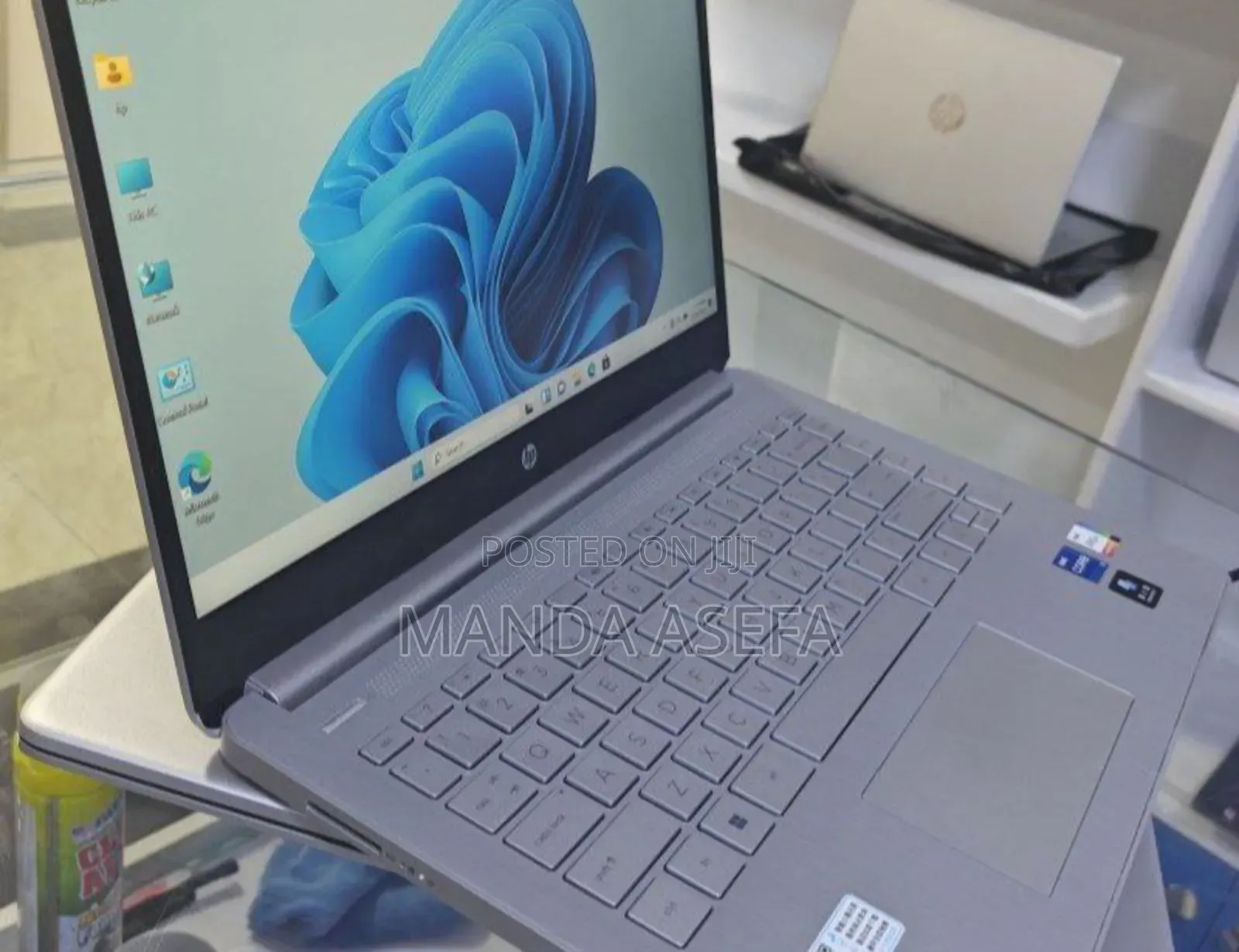 New Laptop HP Stream Notebook 8GB Intel Core i7 SSD 1T