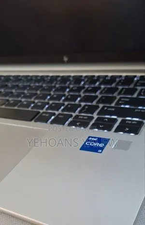 New Laptop HP EliteBook 860 G10 16GB Intel Core I5 SSD 1T