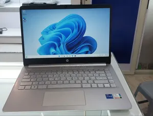 New Laptop HP Stream Notebook 8GB Intel Core I7 SSD 1T