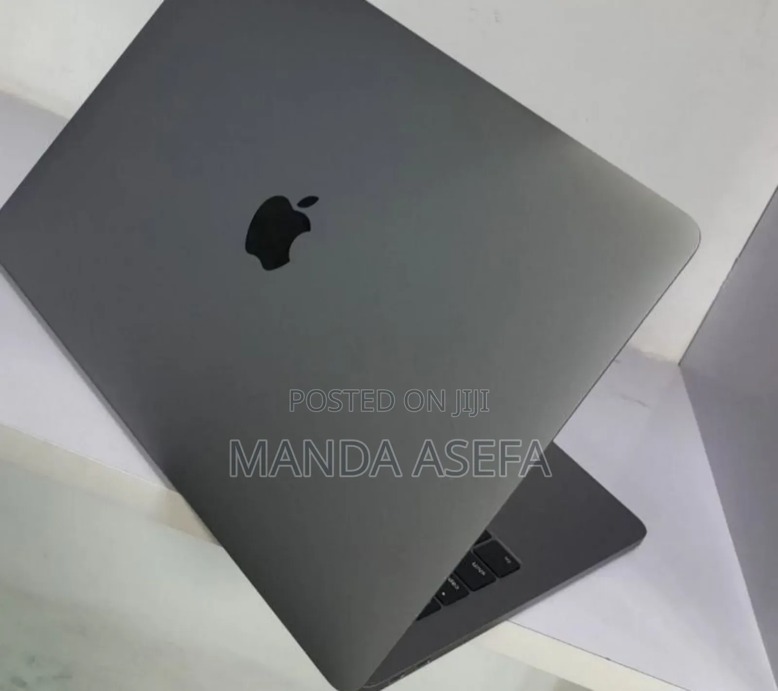 New Laptop Apple MacBook Pro 2017 8GB Intel Core I5 SSD 128GB