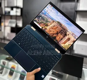 New Laptop HP Spectre X360 16GB Intel Core I7 SSD 512GB