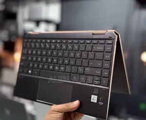 New Laptop HP Spectre X360 16GB Intel Core I7 SSD 512GB