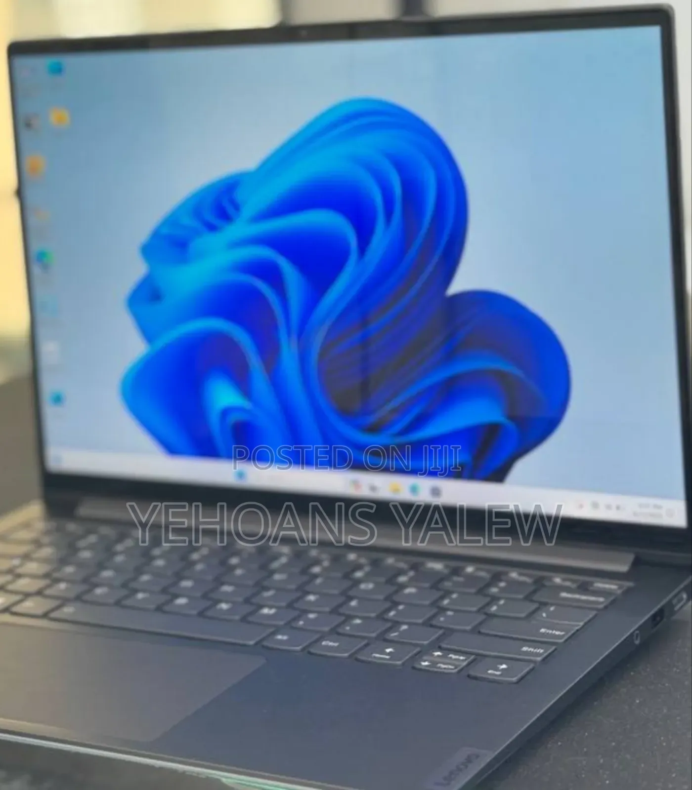 New Laptop Lenovo Yoga 7i 16GB Intel Core I7 SSD 512GB