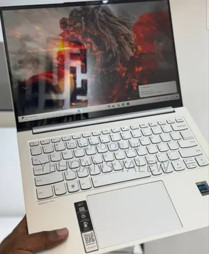 New Laptop Lenovo Yoga 7i 16GB Intel Core i7 SSD 512GB