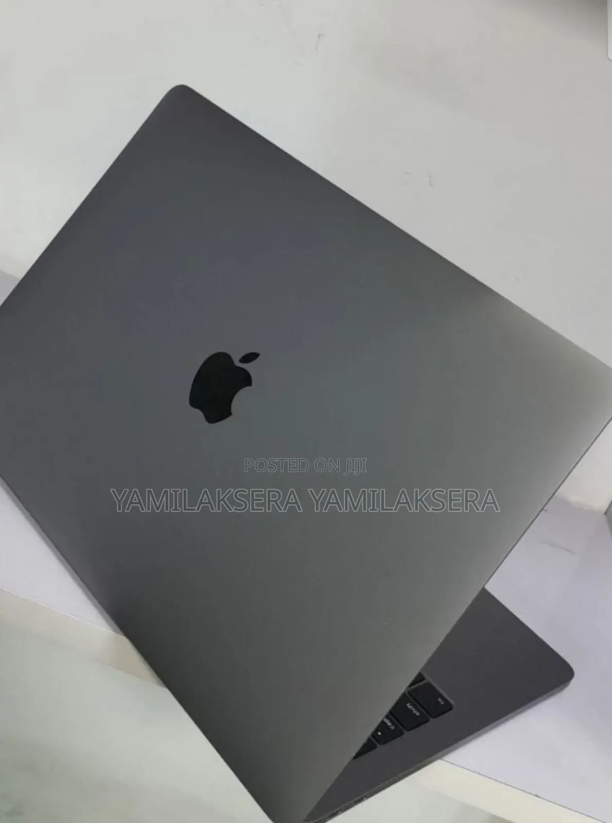 New Laptop Apple MacBook Pro 2017 8GB Intel Core I5 SSD 128GB