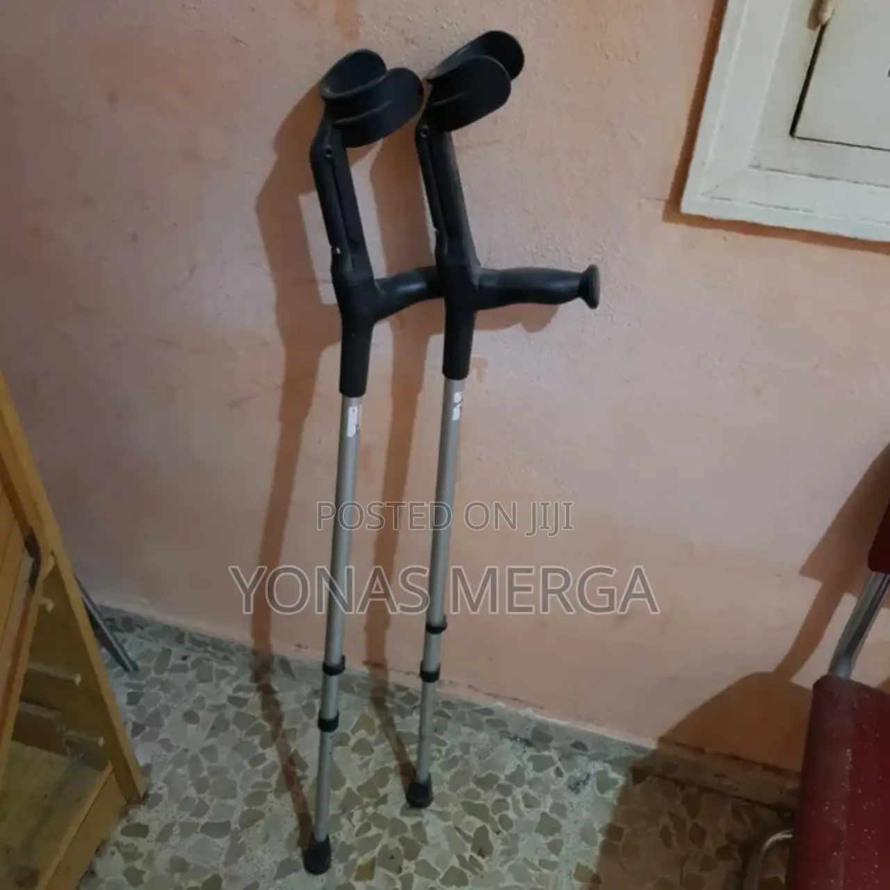 Crutches for Walk Support After Injury觀፹according to D/T Height Needs