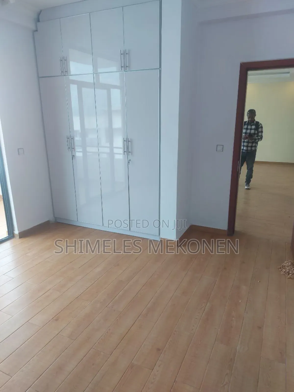 Furnished 2bdrm Apartment in ኖህ, Yeka for sale