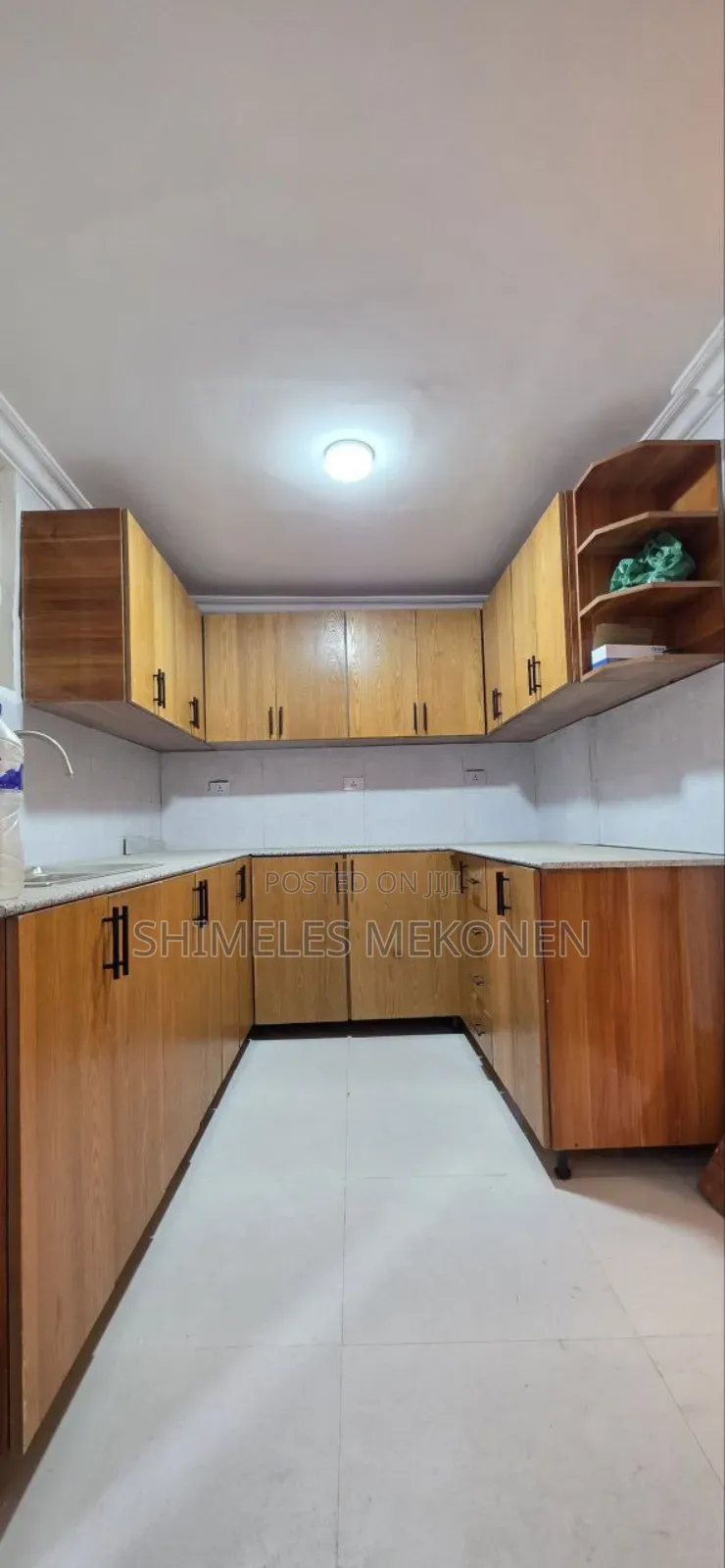 Furnished 3bdrm Condo in 40/60 ኮንዶሚኒየም, Bole for sale