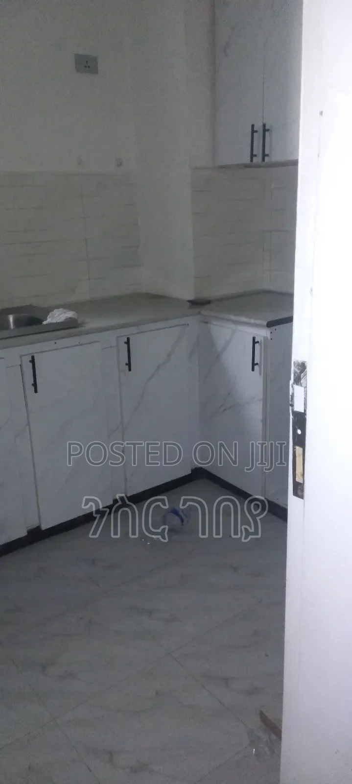 Furnished 2bdrm Condo in Ayat 49, 40/90, Yeka for rent