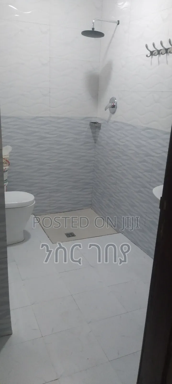 Furnished 3bdrm Condo in Ayat Ayer Menged ,, Yeka for rent