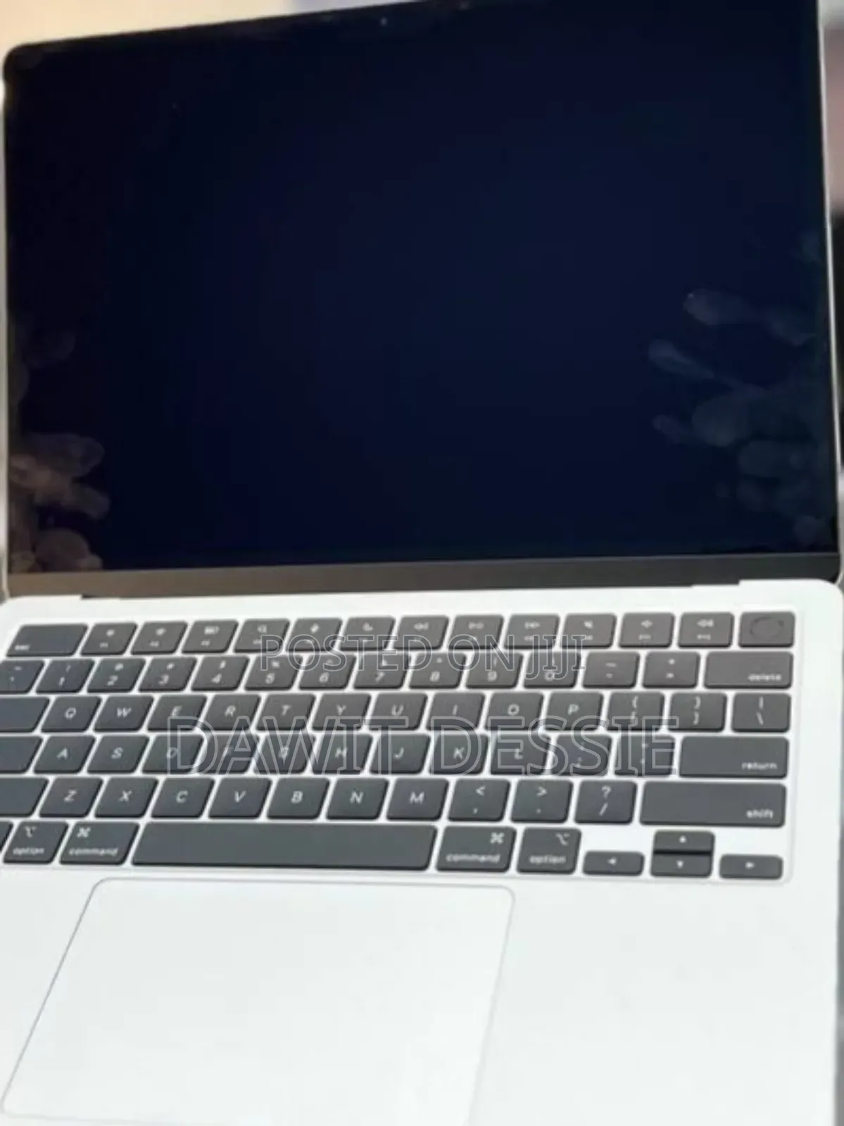 New Apple MacBook Air 2025 M4 13-Inch 16GB Intel Core M SSD 256GB